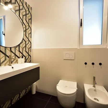 - Modern House Апартаменты *