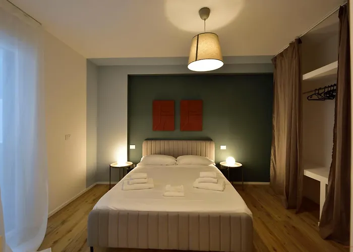 - Modern House Апартаменты *