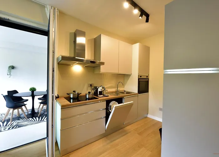 - Modern House * Бари