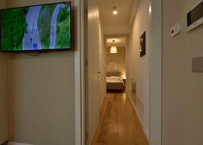 - Modern House Апартаменты