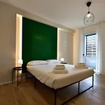 - Modern House Барі