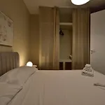 - Modern House Апартаменти *