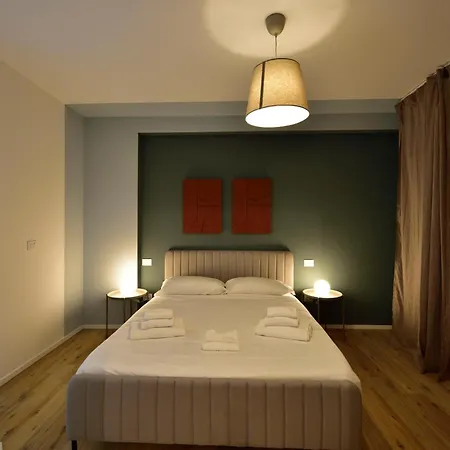 - Modern House Апартаменти *