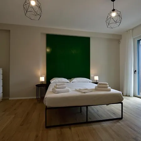 - Modern House