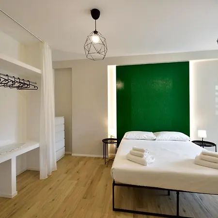 - Modern House Apartment Bari