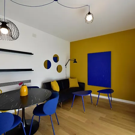 - Modern House