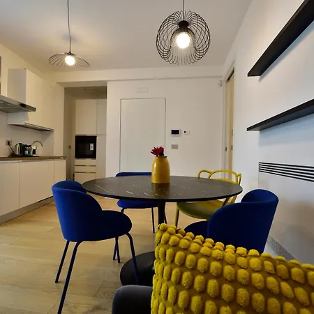- Modern House