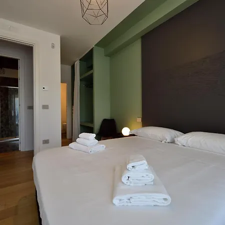 - Modern House Бари