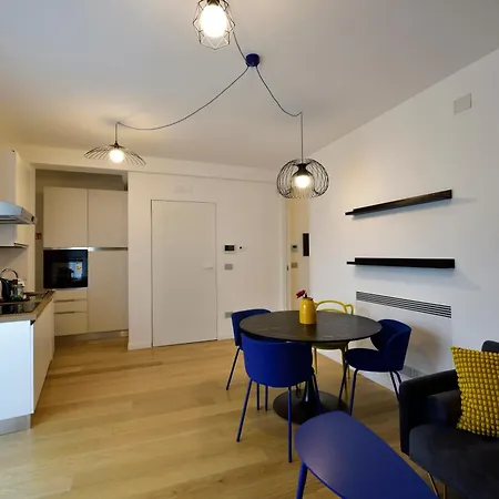 - Modern House