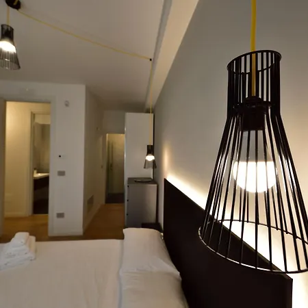 - Modern House Апартаменты *