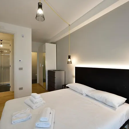 - Modern House Бари