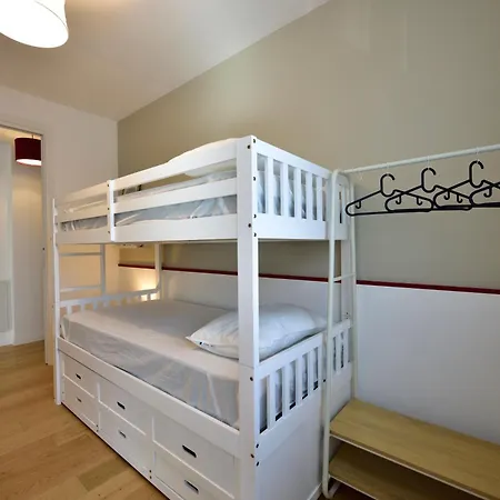 Апартаменти - Modern House