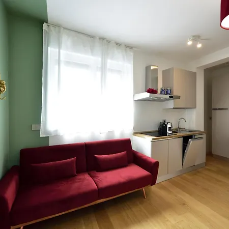 - Modern House Апартаменты *